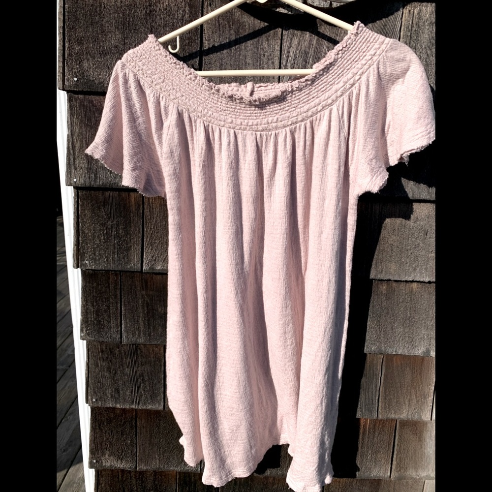 O’NEILL top, wear with belt/leggings/beach coverup